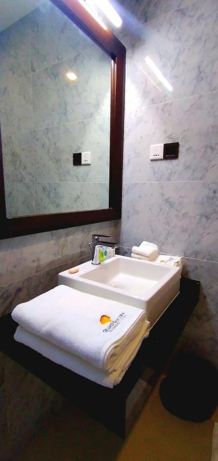Grand Samudra Hotel تانجالي المظهر الخارجي الصورة
